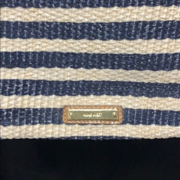 𝅺NINE West straw stripes purse - Picture 2 of 8